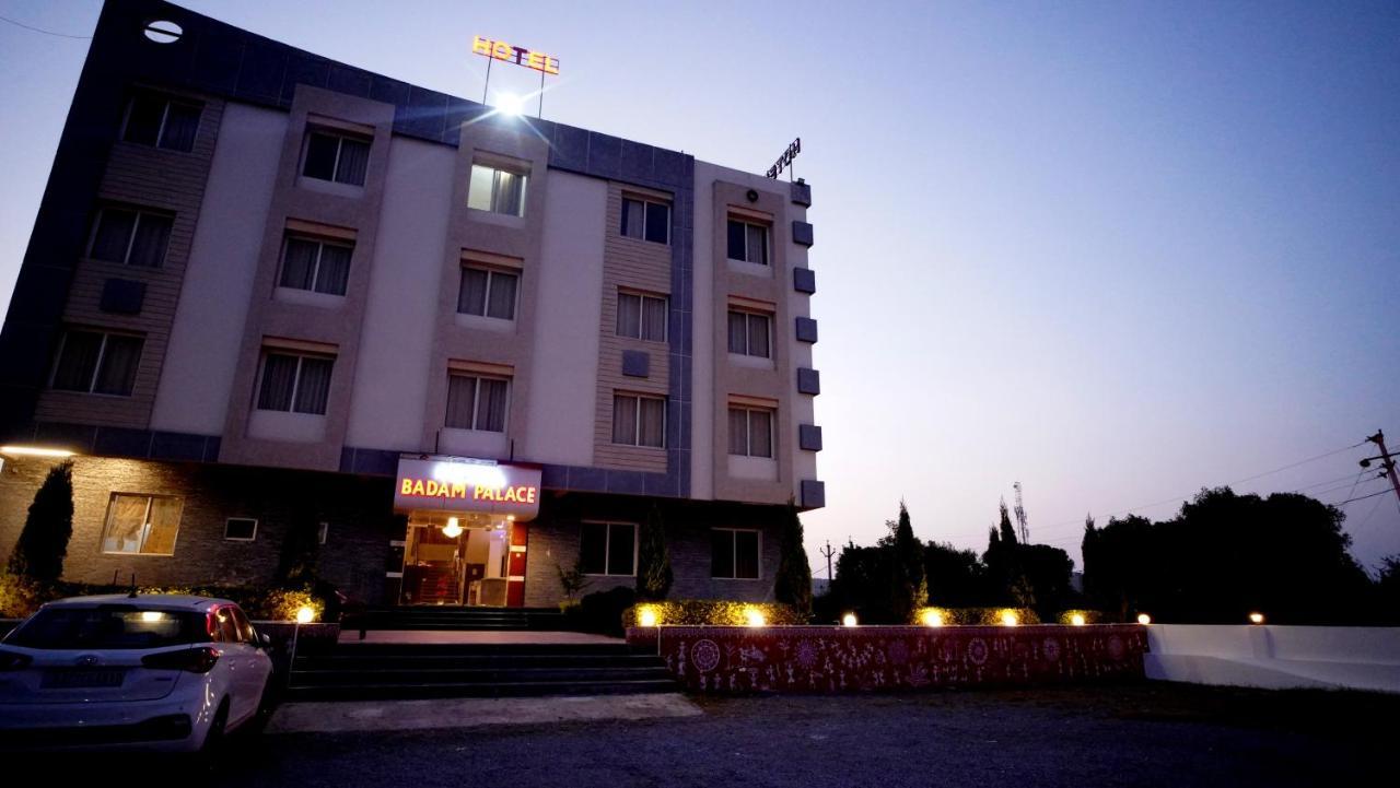 Hotel Badam Palace Udaipur Exterior photo