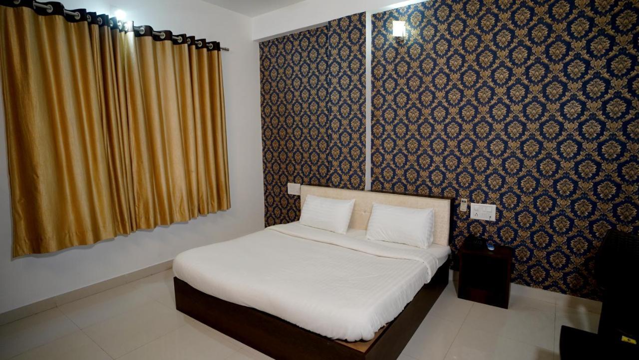 Hotel Badam Palace Udaipur Exterior photo