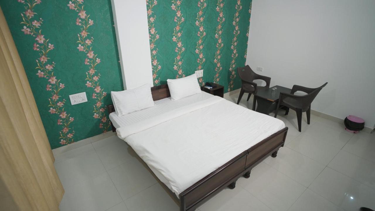 Hotel Badam Palace Udaipur Exterior photo